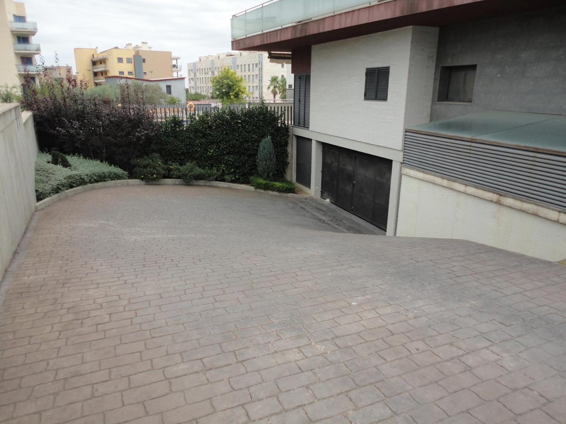 Apartaments Lamoga- Spai トラダンバーラ エクステリア 写真