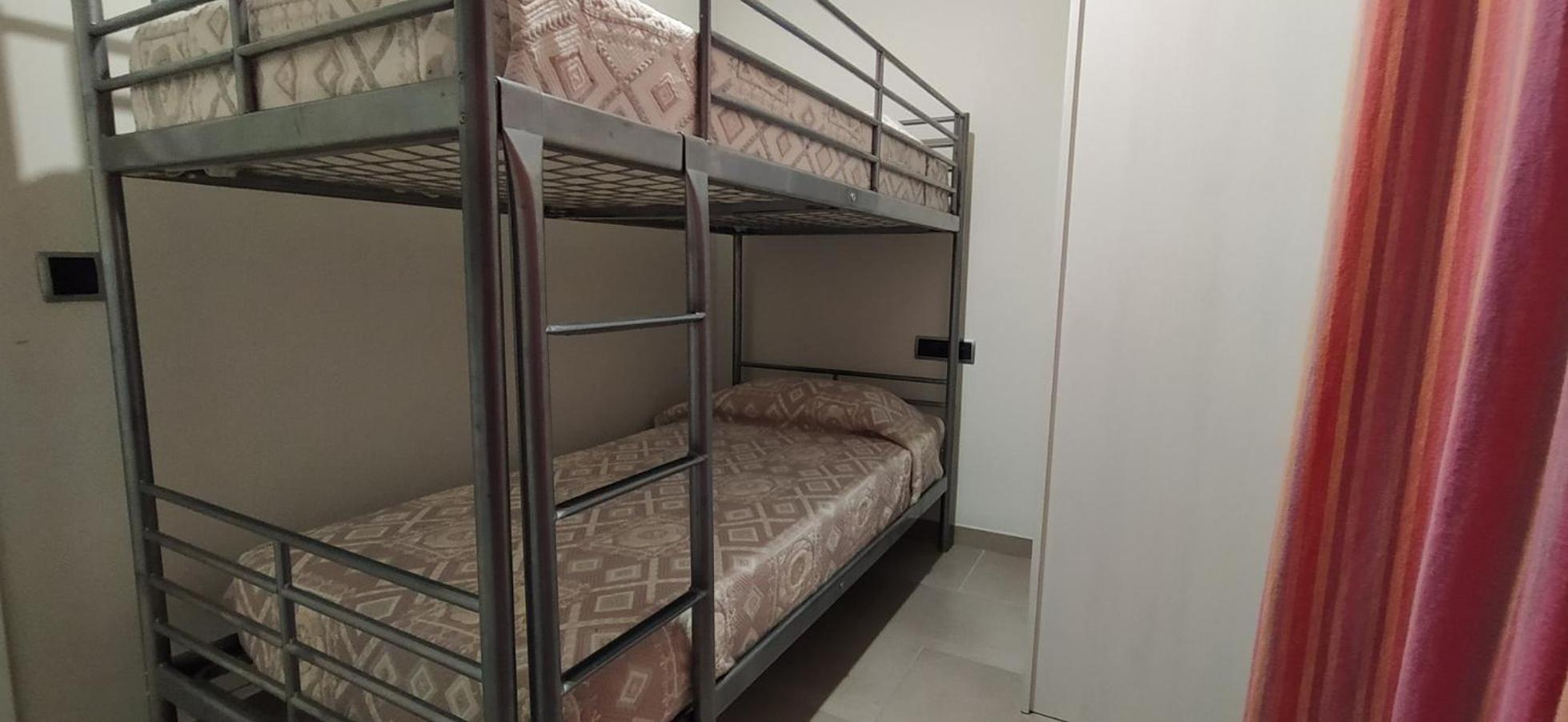 Apartaments Lamoga- Spai トラダンバーラ エクステリア 写真